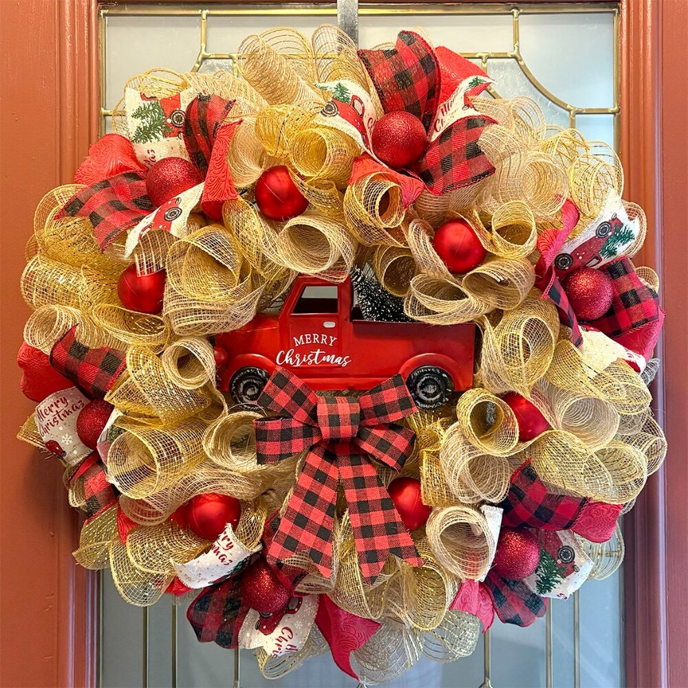 Vintage Red Truck Deco Mesh Christmas Wreath - 24 inch